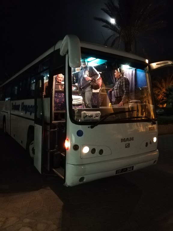 náš autobus Tunis - Douz - Tunis